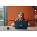 Poly Écouteurs noir charbon Voyager Free 60 UC M +adaptateur USB-C BT700 + étui de charge de base