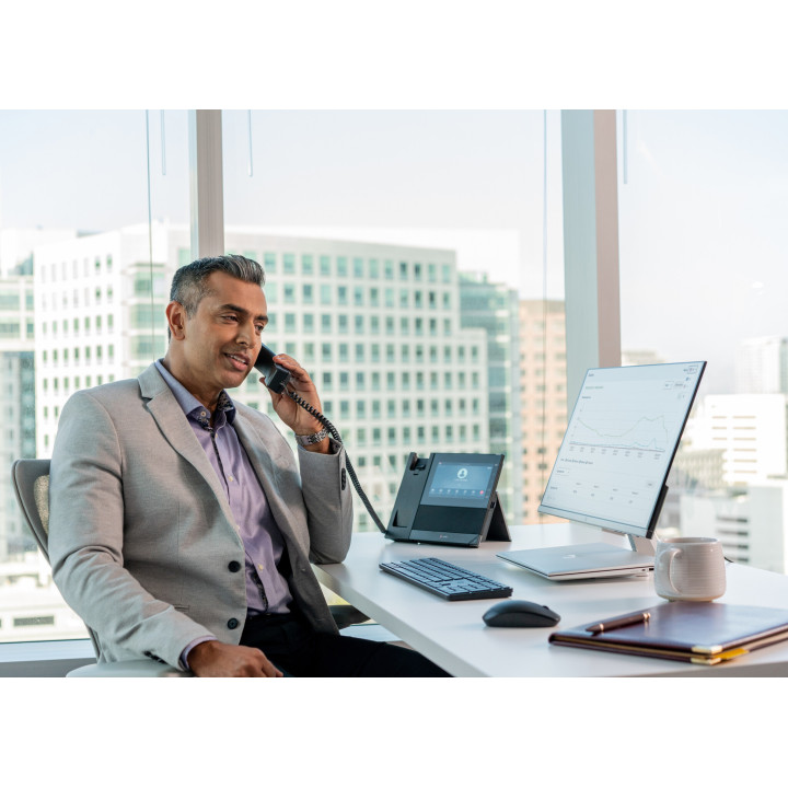 Poly Téléphone multimédia professionnel CCX 600 pour Microsoft Teams et compatible PoE