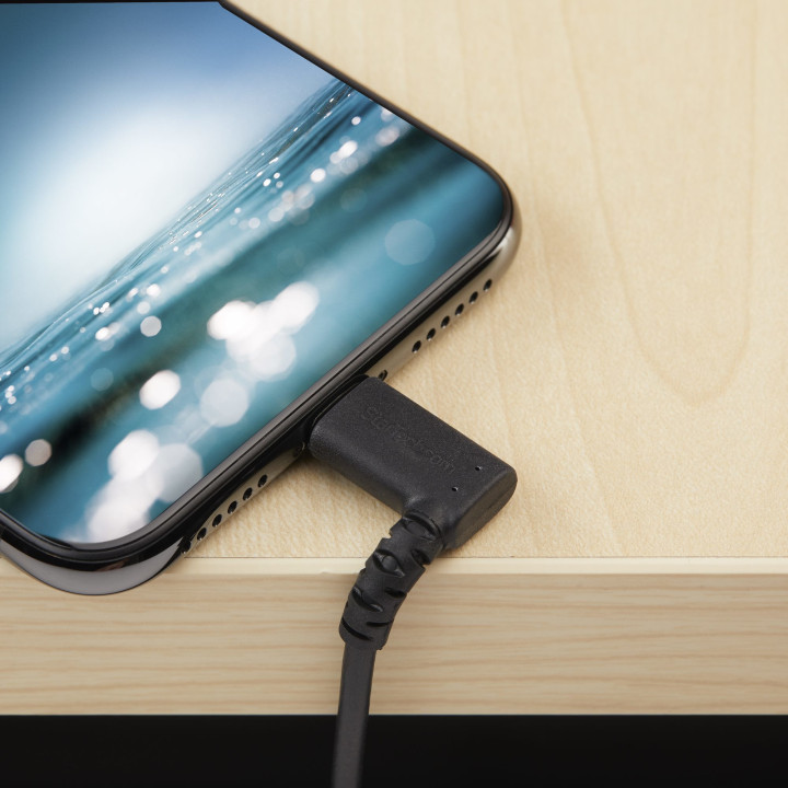 StarTech.com Câble USB-A vers Lightning Noir Robuste 2m Coudé à 90° - Câble de Charge/Synchronisation USB Type A vers Ligh