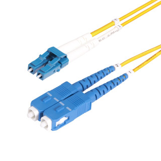StarTech.com Câble Fibre Optique de 15m Duplex Monomode LC vers SC(UPC) OS2, 9/125µm, 100G, Cordon Fibre Optique, Insensible 