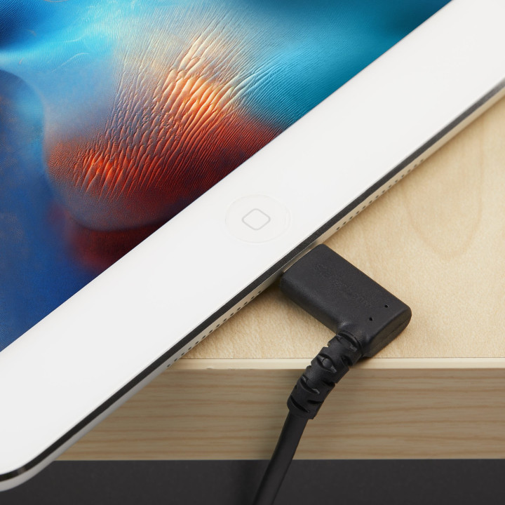 StarTech.com Câble USB-A vers Lightning Noir Robuste 1m Coudé à 90° - Câble de Charge/Synchronisation USB Type A vers Ligh