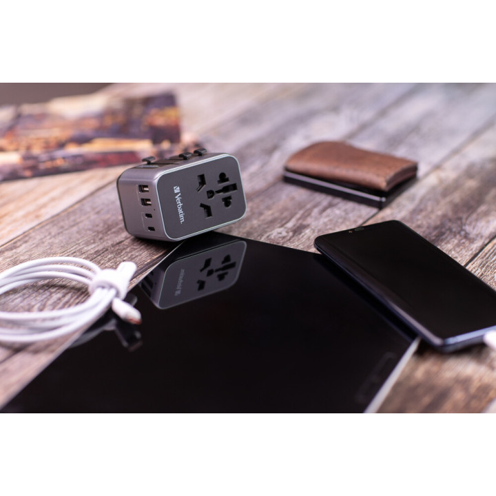Verbatim 49545 adaptateur prise d'alimentation Universel