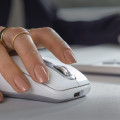 Logitech 910-006931 souris Bureau Droitier RF sans fil + Bluetooth Laser 8000 DPI