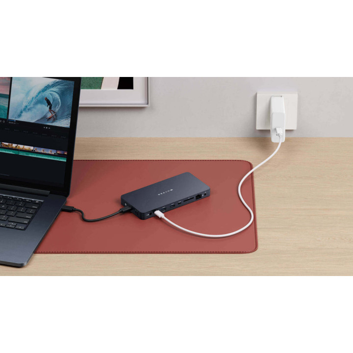 Targus HyperDrive Next Avec fil USB 3.2 Gen 2 (3.1 Gen 2) Type-C Bleu