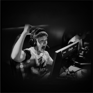 Logitech G 910-006785 souris Gaming Droitier RF sans fil Optique 25600 DPI