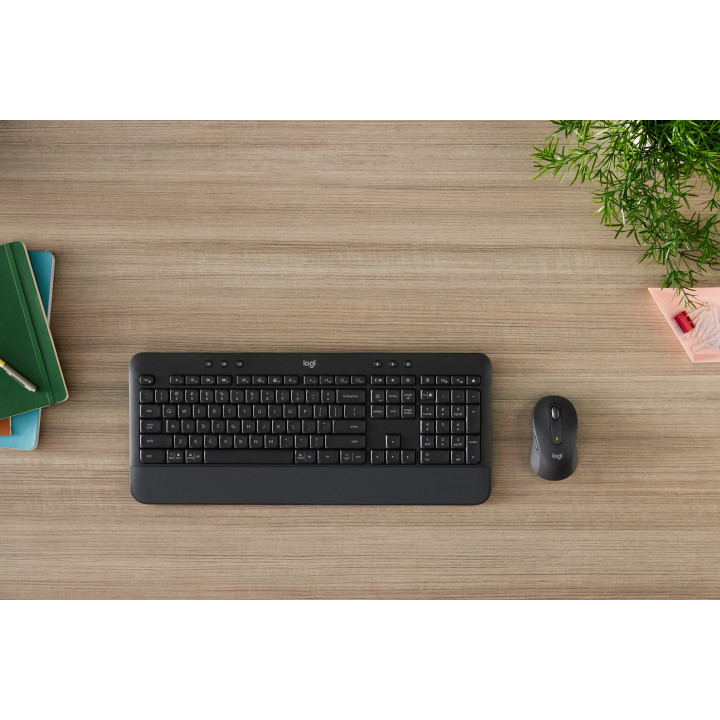 Logitech 920-010996 clavier Souris incluse Bureau Bluetooth QWERTY Italien Graphite