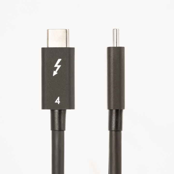 StarTech.com Câble Thunderbolt 4 de 50cm - 40Gbps - 100W Power Delivery - Vidéo 4K/8K - Cordon Thunderbolt Certifié par Inte